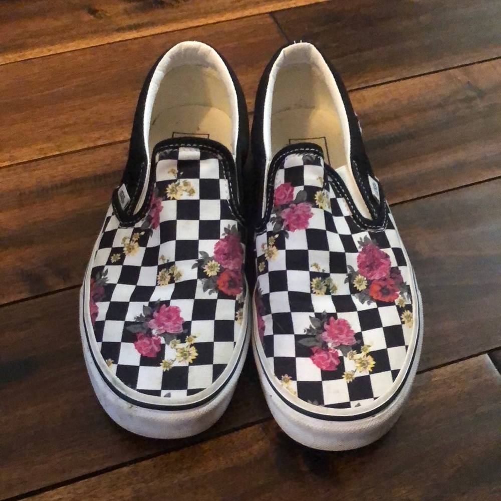 Vans Slip Ons Women’s Sz 7.5
